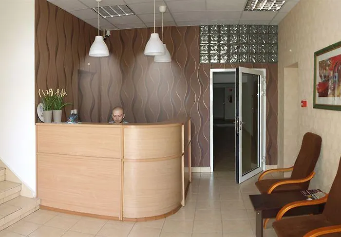 Ami 酒店 弗罗茨瓦夫