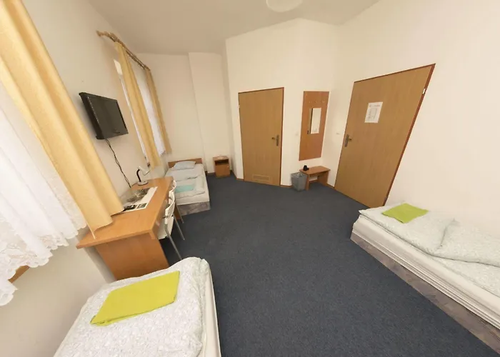 Ami 2* 弗罗茨瓦夫